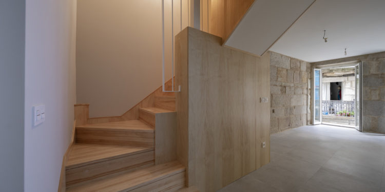 Ochenta candidatos optan a tres viviendas promovidas por el Consorcio del Casco Vello