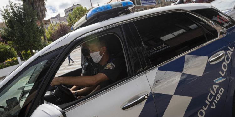 Detenido un gorrilla en Vigo por agredir a una indigente y a un policía local