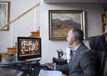 Catorce proyectos compiten por participar en la primera incubadora de alta tecnología de la Zona Franca