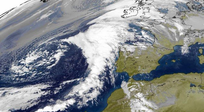 Vigo inicia una semana lluviosa con alertas por la llegada de la borrasca ‘Bárbara’