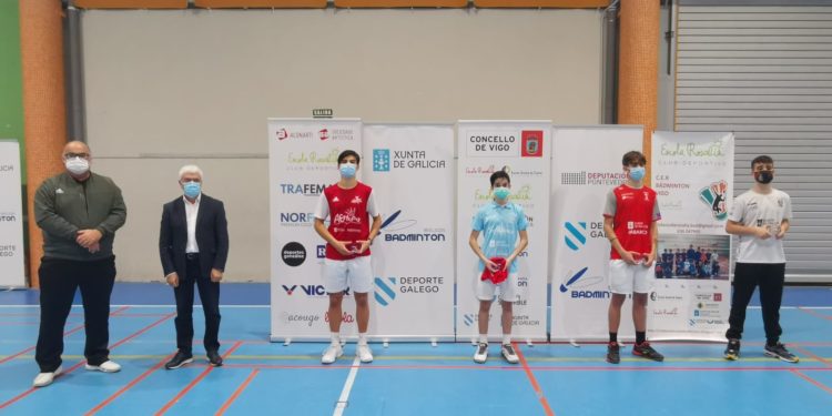 Basilio Porto, de As Neves, campeón gallego sub-15 de bádminton