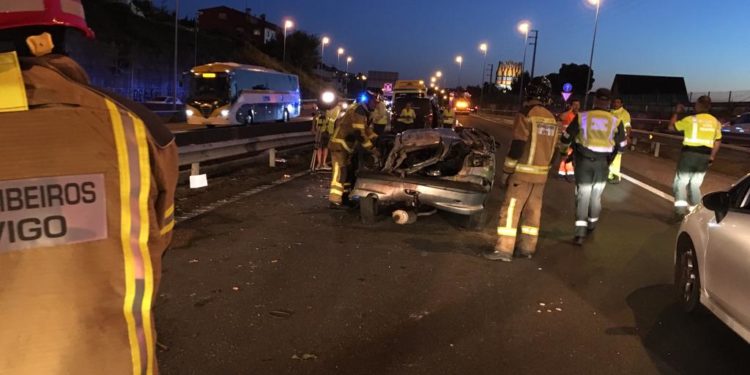El conductor del triple accidente mortal de la AP9 en Vigo es multado con 2.250 euros