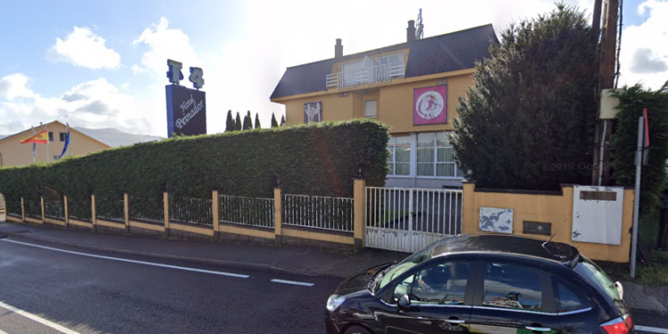 El TSXG condena a los responsables de un club de alterne cercano a Peinador por no dar de alta a sus empleadas