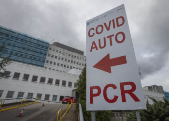 La pandemia devuelve al área sanitaria de Vigo a los peores días con más de 200 contagios en 24 horas