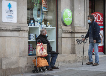 Los nuevos contagios de Covid-19 vuelven a bajar del centenar en el área de Vigo, pero suben las hospitalizaciones