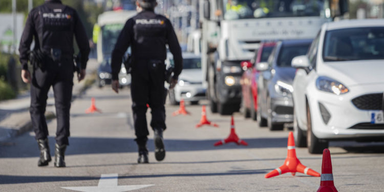 El área sanitaria de Vigo marca un récord de contagios nuevos tras superar las 2.100 PCRs