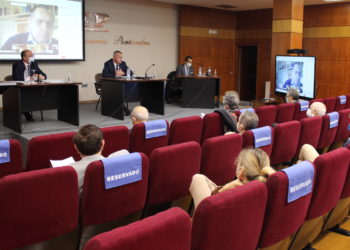 La patronal local estudia abandonar la Confederación de Empresarios de Galicia