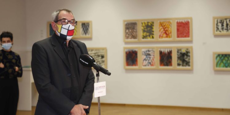 As mulleres redeiras, protagonistas en Vigo baixo as pinceladas de Darío Basso