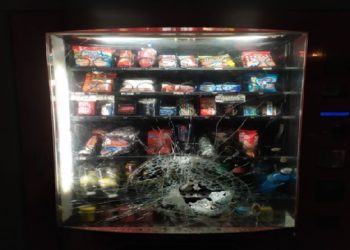 Arrestado en Vigo un delincuente habitual tras golpear una máquina expendedora con una barra de hierro