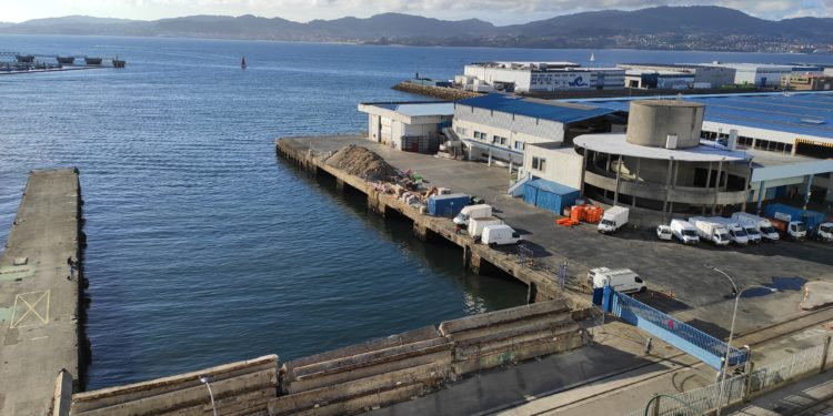 El Gobierno autoriza el relleno en la explanada anexa al puerto pesquero de Vigo