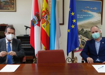 Zona Franca y Concello de Vigo firman un convenio para instalar fibra óptica y paneles informativos en la ciudad
