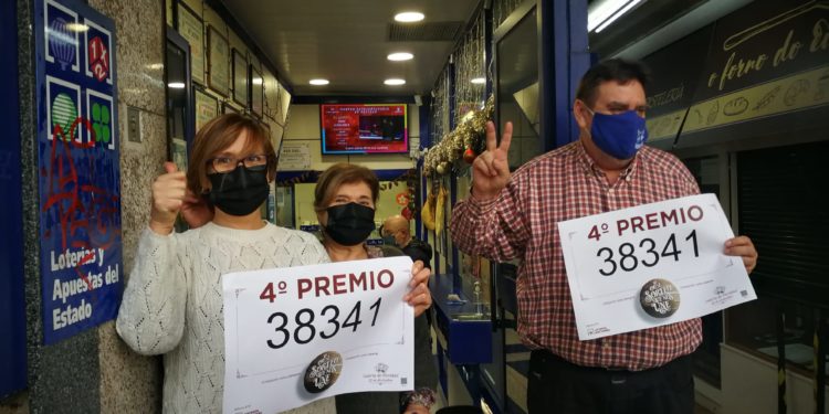 Vigo reparte cerca de 11 millones de euros de un Cuarto Premio de la Lotería de Navidad