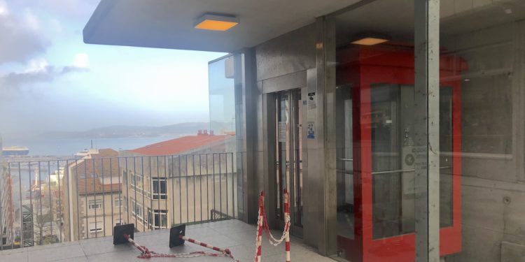 Un ascensor con problemas