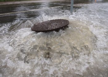 Inundaciones en Vigo tras caer 45 litros por metro cuadrado de madrugada