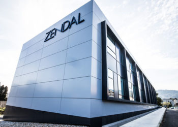 La porriñesa Zendal, que producirá vacunas contra la Covid-19, denuncia una estafa de 9 millones de euros