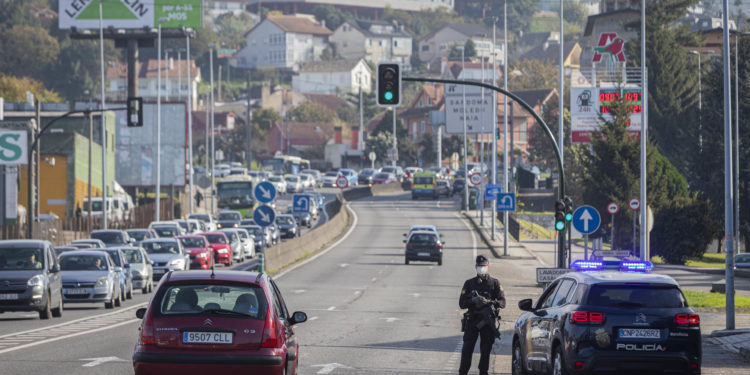 Galicia permitirá la movilidad entre concellos por visitas familiares durante el 6 de enero