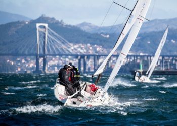 La Ría de Vigo acoge la única regata que se celebra en España este fin de semana