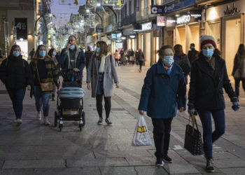 Galicia “no descartaría” adelantar el toque de queda si el Gobierno de España lo permite