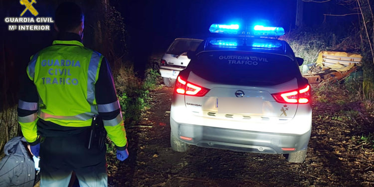 Detienen a un conductor de Ponteareas por tres delitos contra la seguridad vial y uno de desobediencia grave