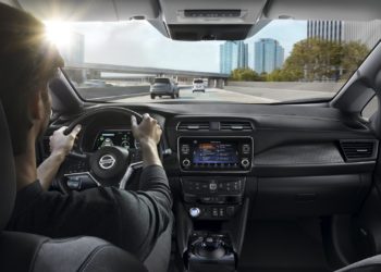 El primer Nissan totalmente eléctrico cumple 10 años