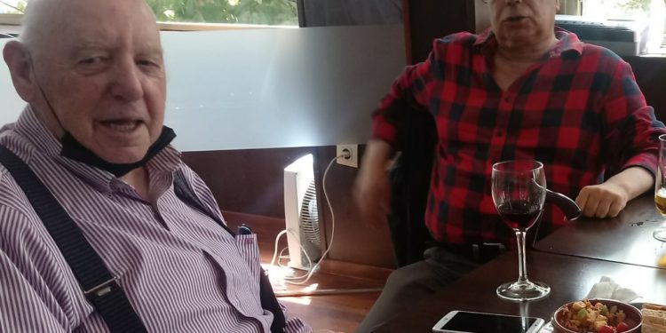 Adolfo Lareo, encuadre tricolor