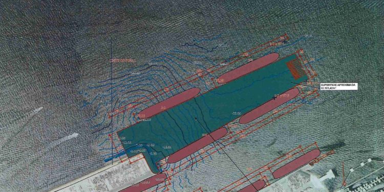 O Pleno de Vigo insta á Autoridade Portuaria a «paralizar» calquera novo recheo na ría
