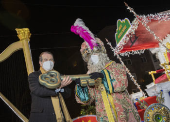 La Cabalgata de Vigo más larga de la historia reúne en Castelao a unas 35.000 personas