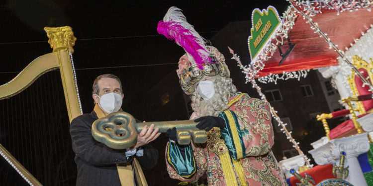 La Cabalgata de Vigo más larga de la historia reúne en Castelao a unas 35.000 personas
