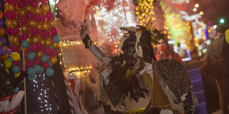 La Cabalgata de Vigo más larga de la historia reúne en Castelao a unas 35.000 personas