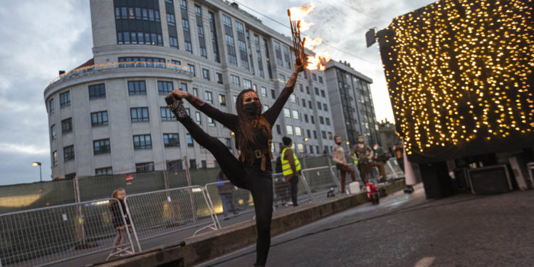 La Cabalgata de Vigo más larga de la historia reúne en Castelao a unas 35.000 personas