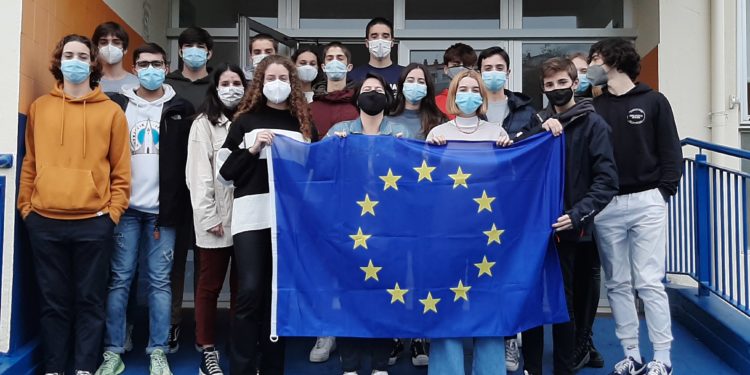 El Colegio Apóstol Santiago, nombrado Escuela Embajadora del Parlamento Europeo en el curso 2020-21