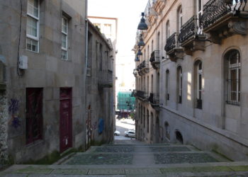 Las antiguas escaleras de la Rúa II República