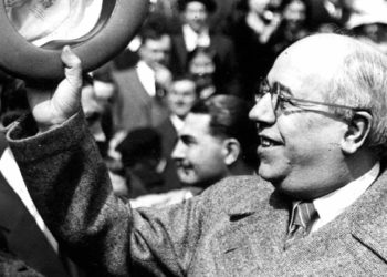 Azaña, enamorado de Vigo: “Es novísimo, rico y a todo lujo”