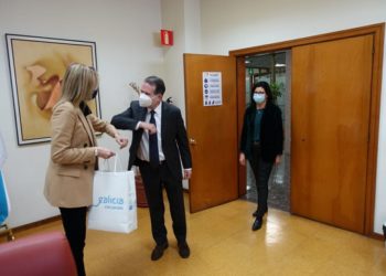 El alcalde pide a la delegada de la Xunta que defienda a Vigo: «Bienvenido lo que haga por la ciudad»