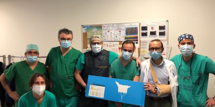 O Álvaro Cunqueiro, primeiro hospital de Galicia e terceiro de España en realizar un recambio de válvula mitral