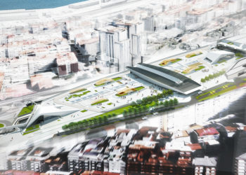 Siete propuestas aspiran a diseñar el ascensor que conectará García Barbón y Vía Norte