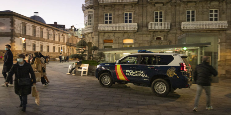 La Policía interviene por cuatro botellones en diferentes puntos de Vigo