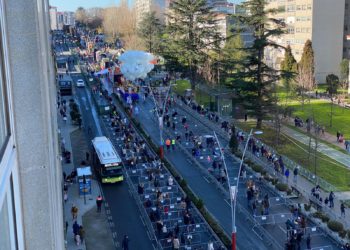 Vigo acude en masa a saludar a los Reyes Magos