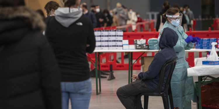 Vigo estrecha el cerco sobre los asintomáticos