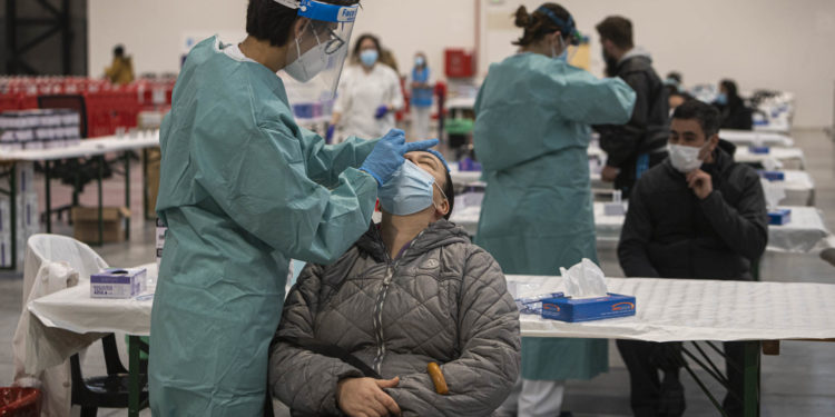 Vigo estrecha el cerco sobre los asintomáticos