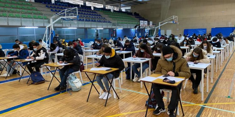 A Universidade de Vigo estrea o pavillón do campus como sede para albergar exames