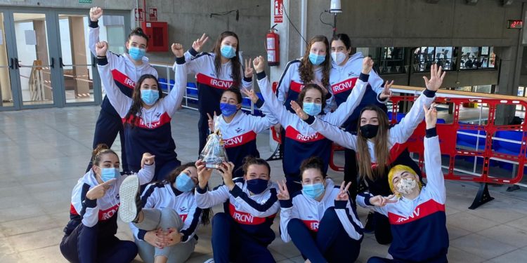 Las nadadoras del Náutico reinan en el Campeonato de Galicia de Invierno