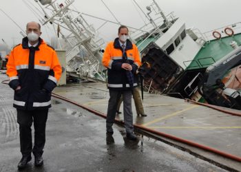 Arrancan los trabajos previos al reflotamiento del ‘Baffin Bay’