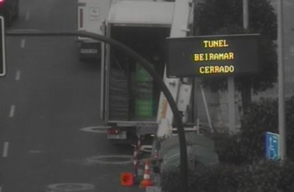 Una avería eléctrica obliga a cerrar el túnel de Beiramar