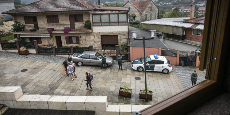 Covelo, sin contagios, y Mos, en riesgo extremo, estrenan las mismas medidas ‘anticovid’