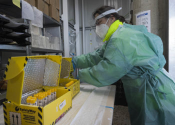 El área sanitaria de Vigo ya solo tiene dos ayuntamientos con una incidencia superior a 1.000