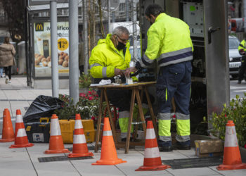 Sanidade baraja mantener cierre perimetral y toque de queda, pero estudia «ajustes» en comercio y educación