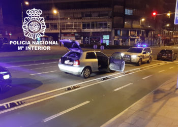 Detenido en Vigo tras una “alocada” fuga al ser sorprendido grabando un vídeo mientras conducía