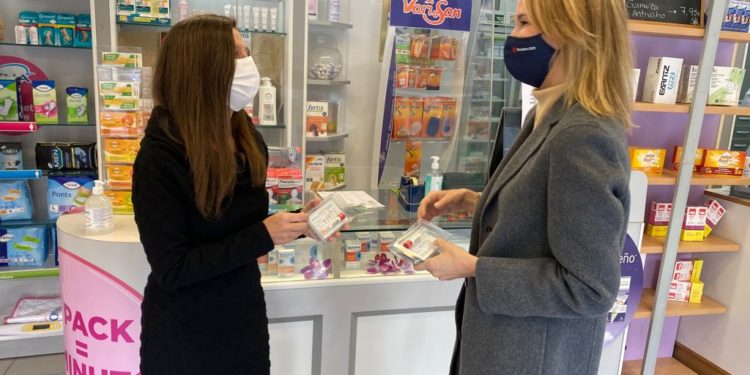 O cribado a través de saliva nas farmacias detectou 30 positivos tras analizar 15.040 mostras