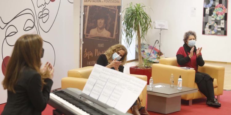 A entrega dos premios Sofía Novoa mostra en Vigo a calidade da investigación feminina para avanzar na igualdade